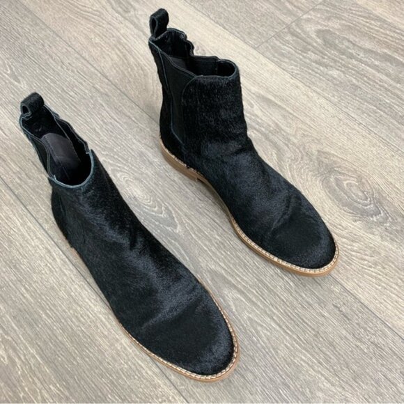 1. State Women’s Chelsea Boots Pony Hair Black Pull on Round toe Booties Size 6 - Picture 9 of 16
